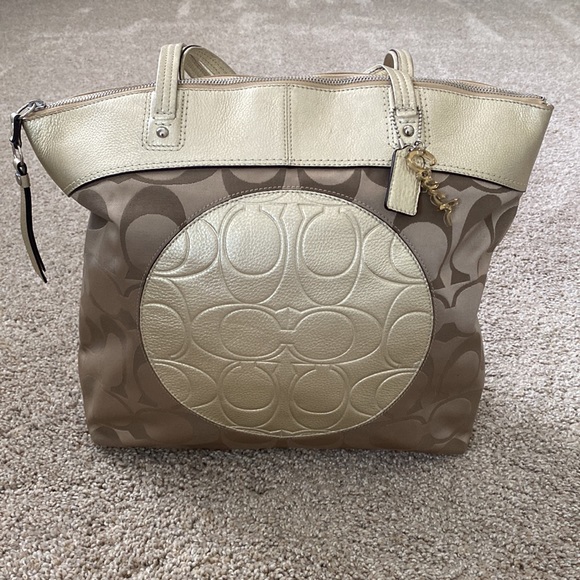 Coach Laura Signature Shoulder Tote Bag - Picture 5 of 11